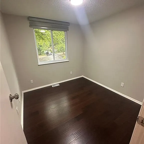 2205 Mill Wood Ct — Photo 31