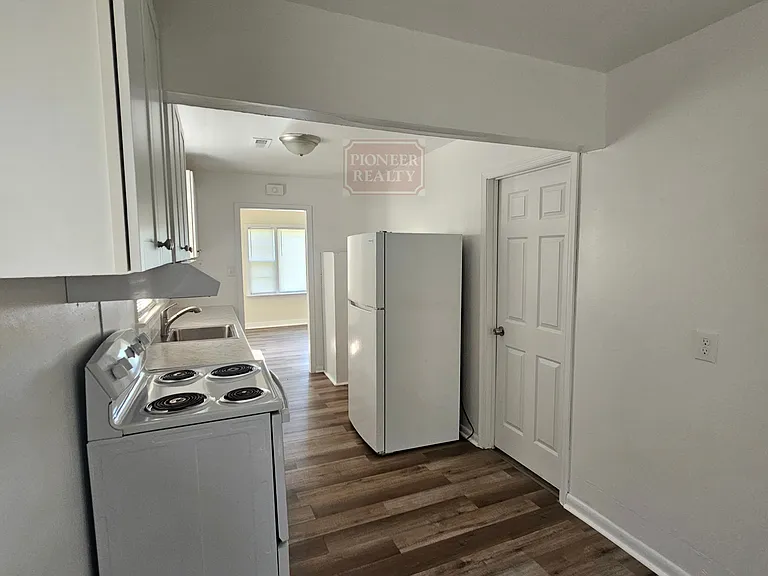 15 N Quince Ave — Photo 6