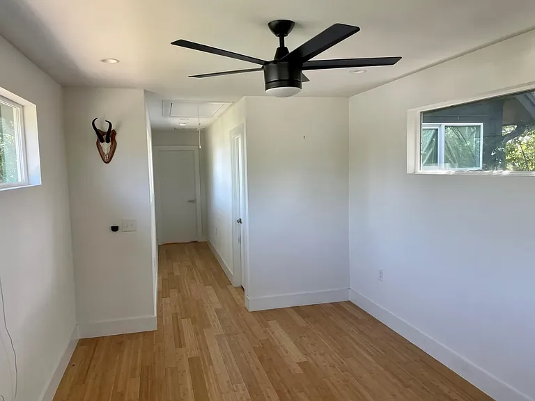 3409 Pennsylvania Ave — Photo 19