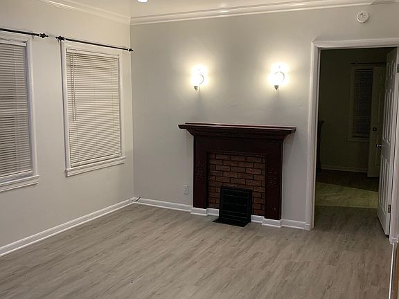 3rd image of 1119 20th St #A