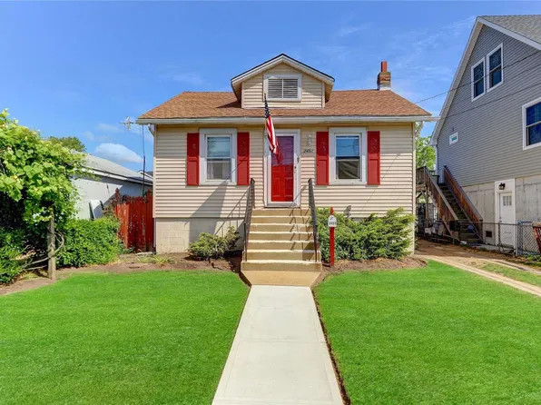 2451 Walters Court, Bellmore, NY 11710
