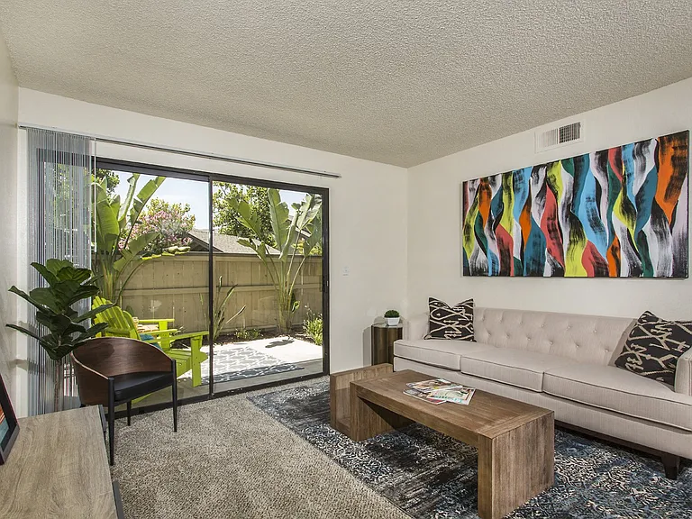 Stonegate Apartments — Photo 9