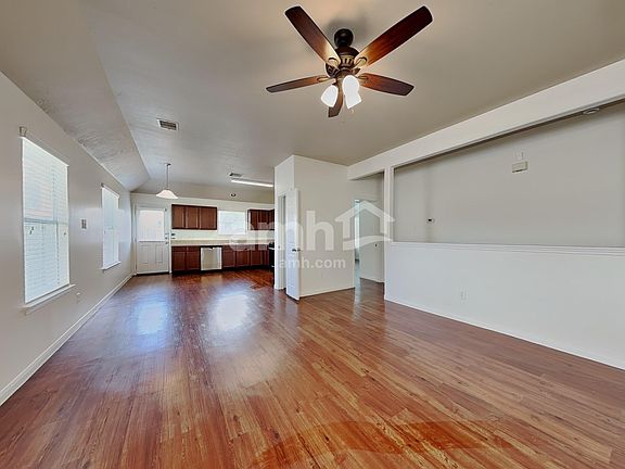5th image of 6034 Brenwood Trails Ln