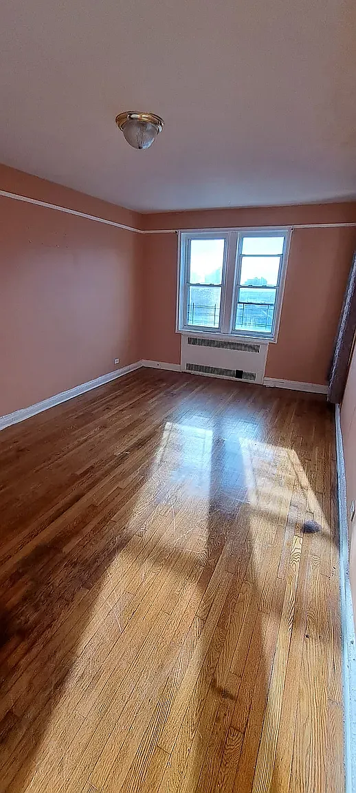 10-11 Nameoke Street — Photo 1