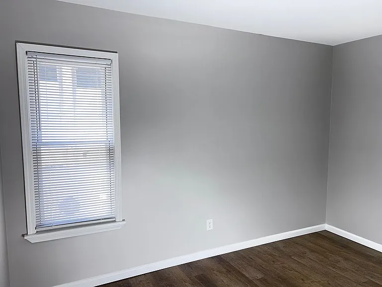 5651 Plumer St — Photo 11