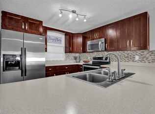 12076 NW 42nd St, Fort Lauderdale, FL 33323