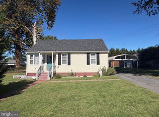 229 Maury Ave, Bowling Green, VA 22427
