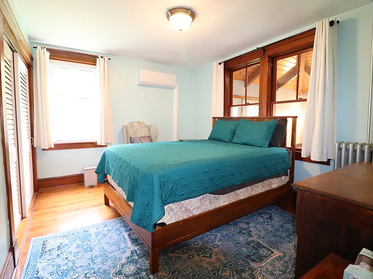 140 Maple Ave #1 — Photo 23