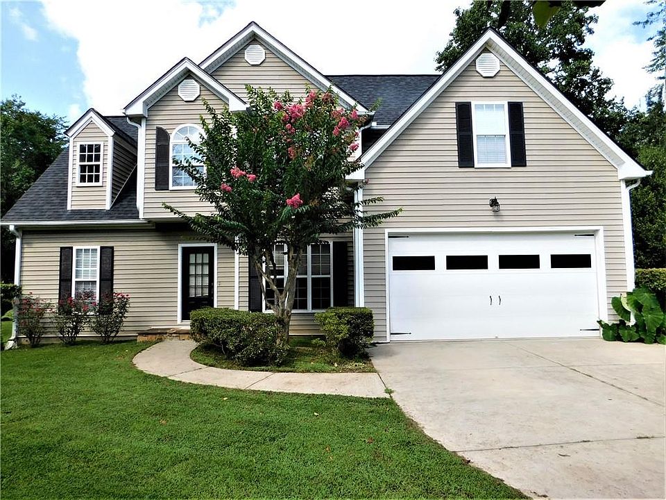 1st image of 39 Village Meadows Ln