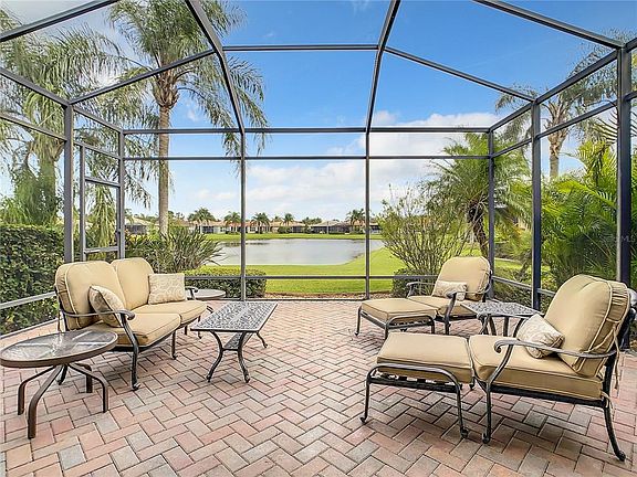 5th image of 15613 Crystal Waters Dr