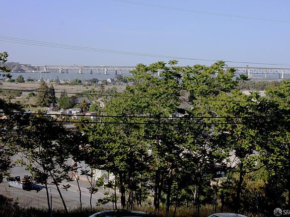 3rd image of 50 Carquinez Scenic Dr