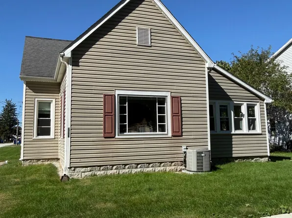 214 S East St, Tipton, IN 46072