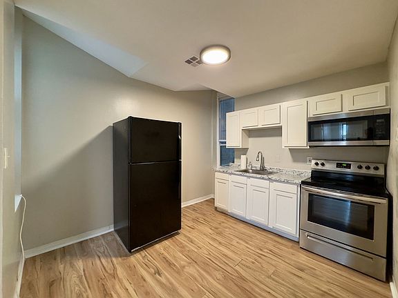 5th image of 1503 Eutaw Pl APT 2B
