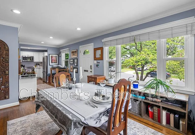 3904 Lantern Dr — Photo 6