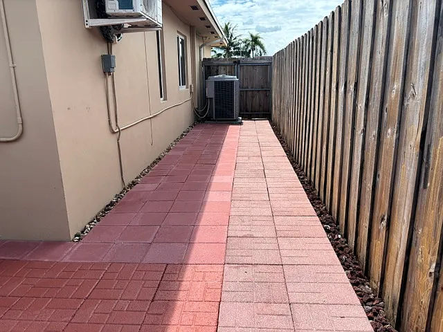 NW 62nd Ct — Photo 5