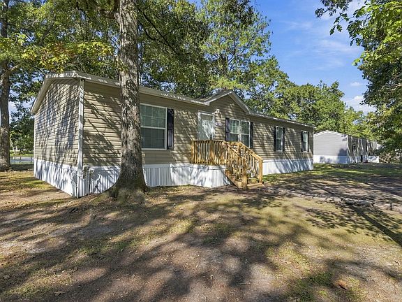 3rd image of 237 Williamson Lake Circle