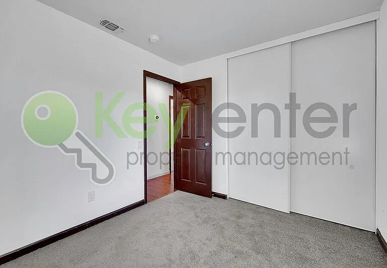 7137 Reyn Oaks Way — Photo 18