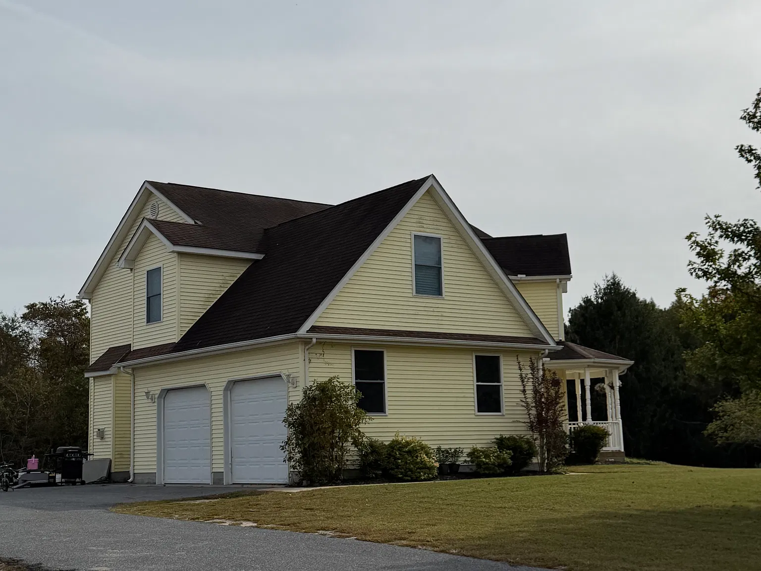 4 bed, 2504 sqft, $2,800 — Photo 2