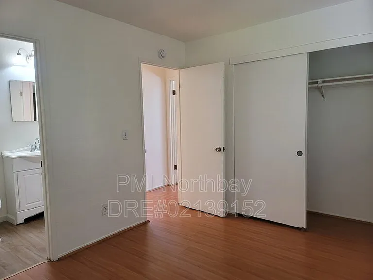 2140 Woolner Ave #D — Photo 10