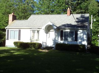 5934 Henry St, Norton Shores, MI