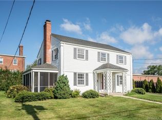 19 Cambridge St, West Hartford, CT 06110