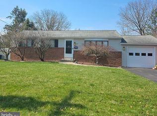 848 Roger Rd, Warminster, PA 18974