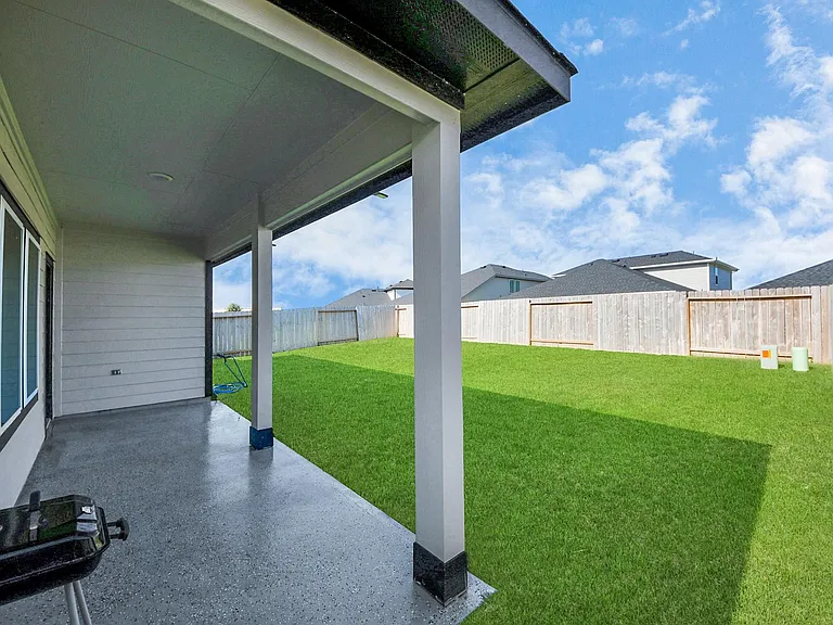 31771 Margaret Woods Ln — Photo 40