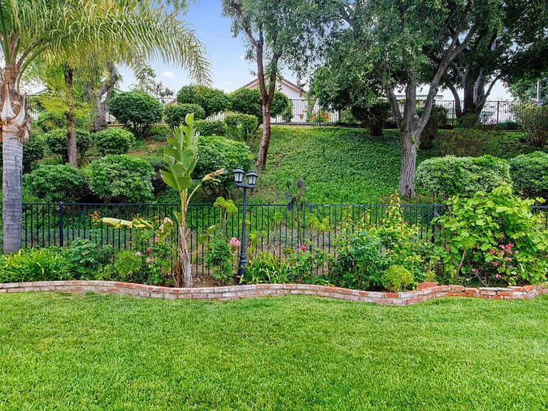 408 Oak Haven Ct — Photo 19