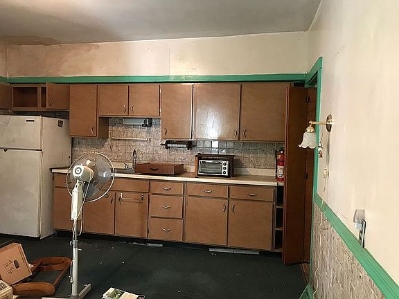 Large kitchen