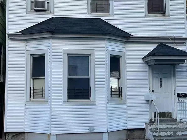 1033 Van Duzer St, Staten Island, NY 10304