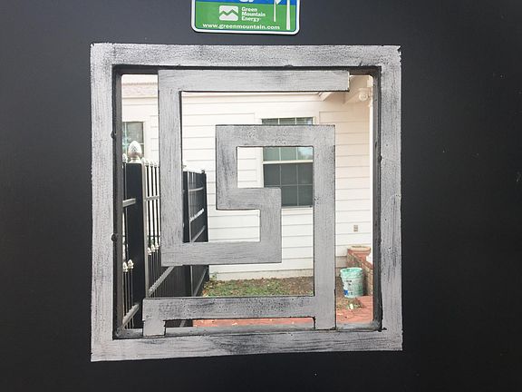 Open gate window