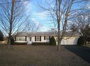 125 Larry Dr, Waldron, MI 49288
