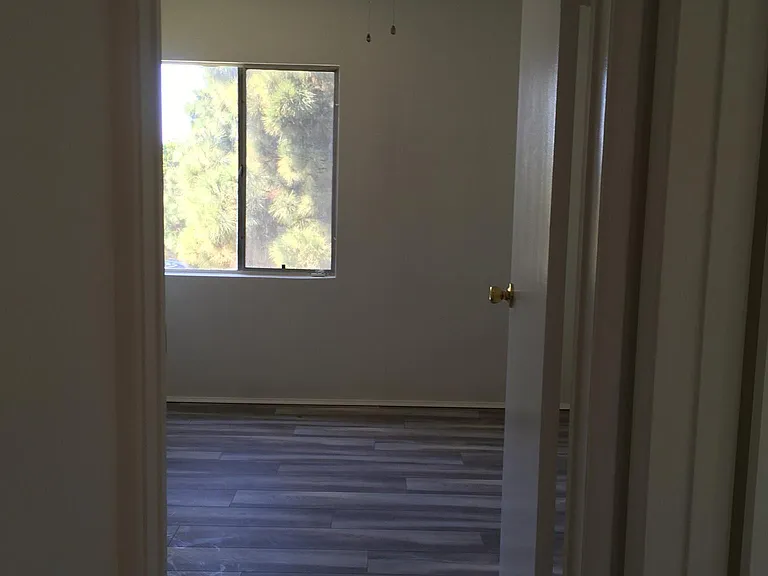 11702 Crenshaw Blvd #C — Photo 38