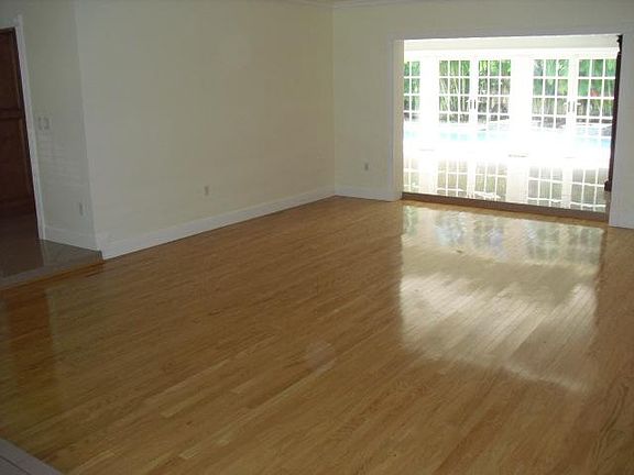 3rd image of 16101 E Troon Cir