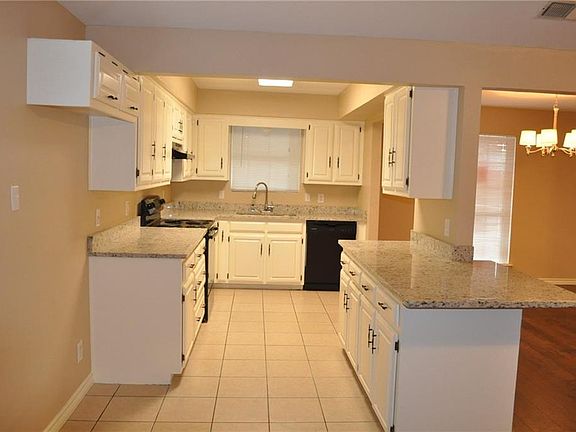 2nd image of 210 Hacienda Dr