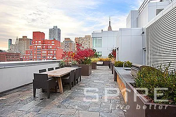 Rented by Spire Group | media 39