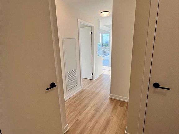 5th image of 2300 Saint Clair Ave W #409