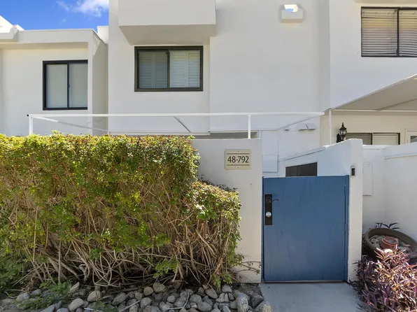48792 Desert Flower Dr, Palm Desert, CA 92260