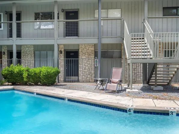 2303 E Side Dr APT 109, Austin, TX 78704