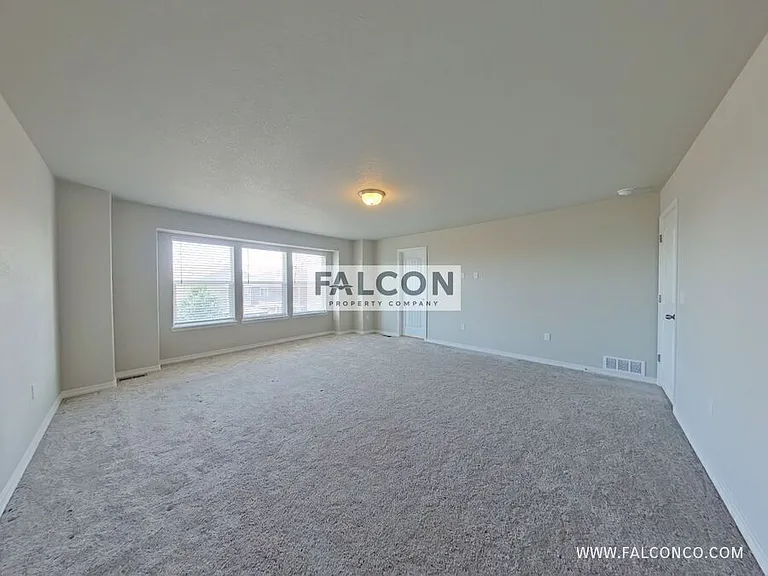 8335 Graphite Dr — Photo 15