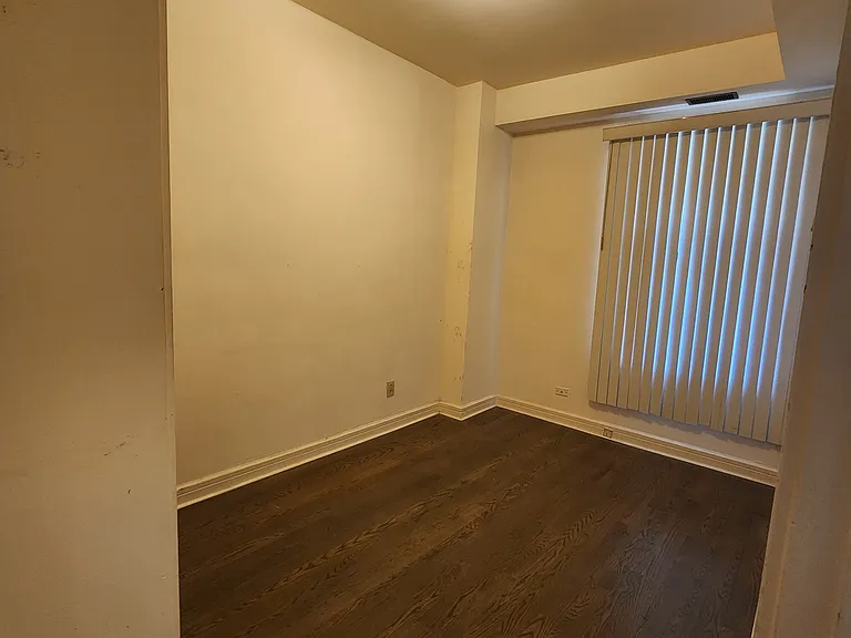 5311 S Maryland Ave #1 — Photo 6