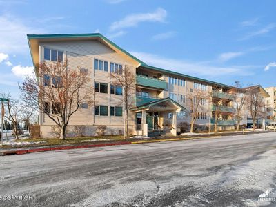 836 M St APT 202, Anchorage, AK, 99501