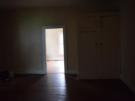 5th image of 570 W Peachtree St
