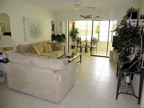 2nd image of 105 Tidewater Dr