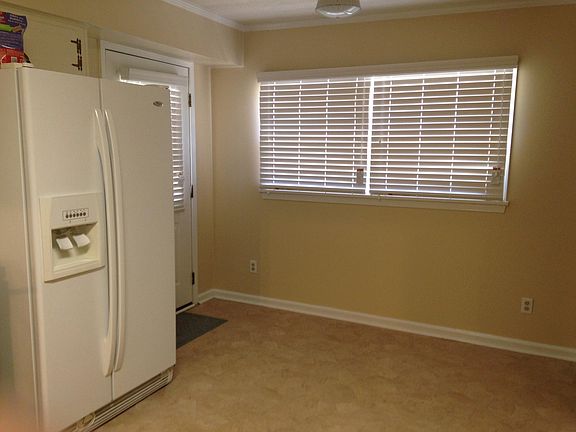 2nd image of 880 Greg Dr