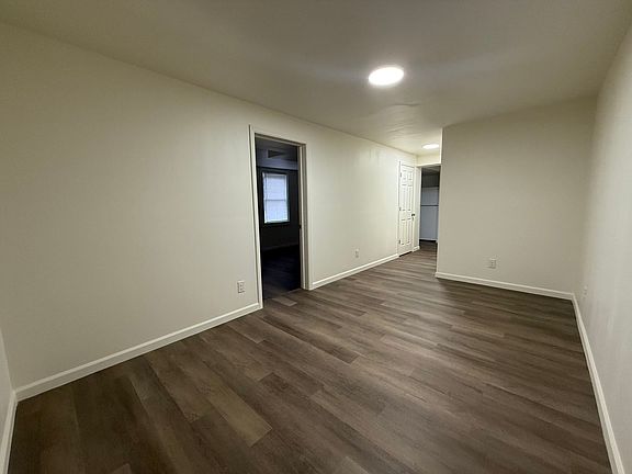 4th image of 107 Charles St APT 1