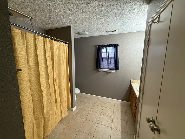 2319 Orchard Creek Dr — Photo 12