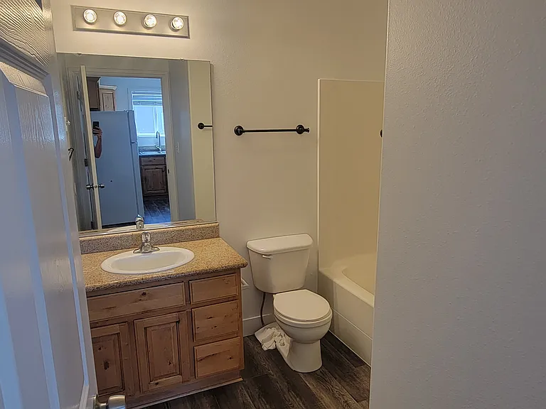 2515 Pumice Dr #4 — Photo 7