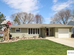 428 20th Pl SW, Mason City, IA 50401