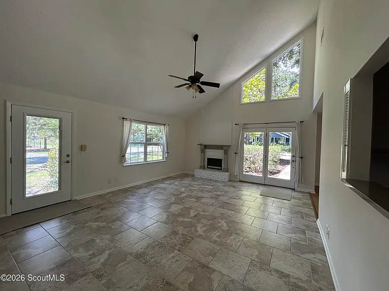125 Atlantic Dr — Photo 4